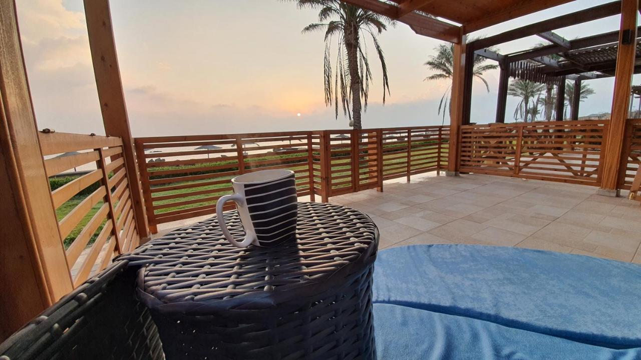 Breathtaking Luxury & Spacious Family 2-Bed 1St Row Seaview At Stella Seaview Sokhna Ain Sukhna Exterior photo